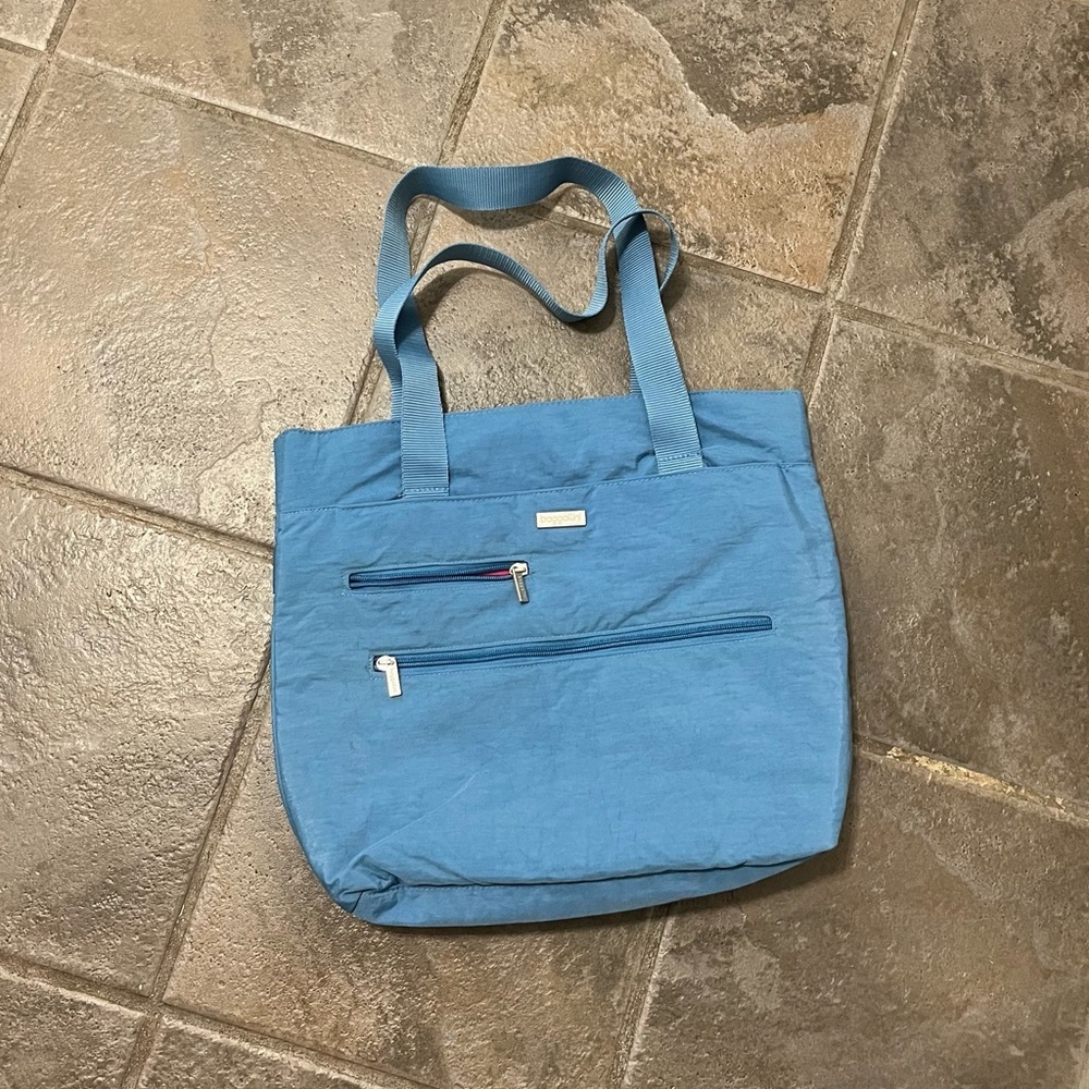 Baggalini bag